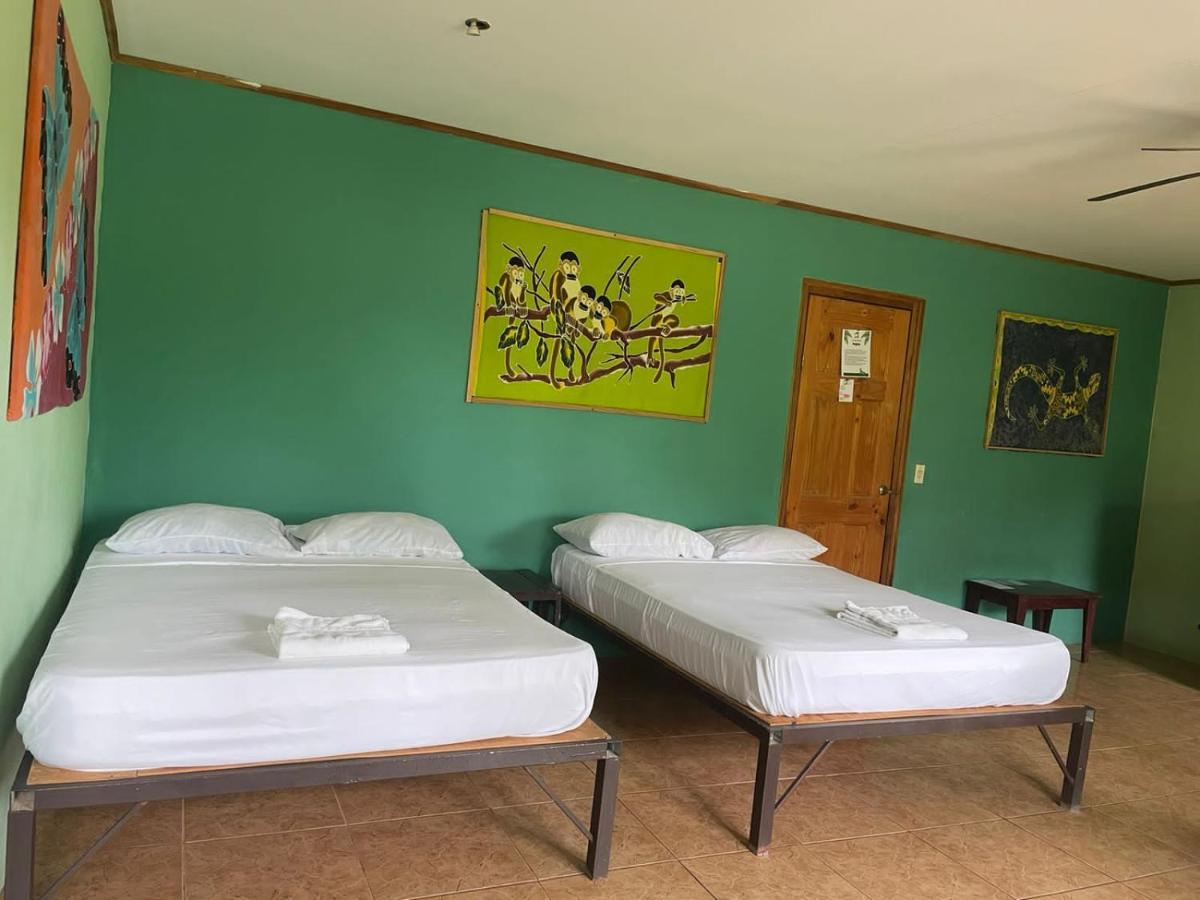 Be My Guest Cabinas Puerto Viejo de Talamanca Bagian luar foto