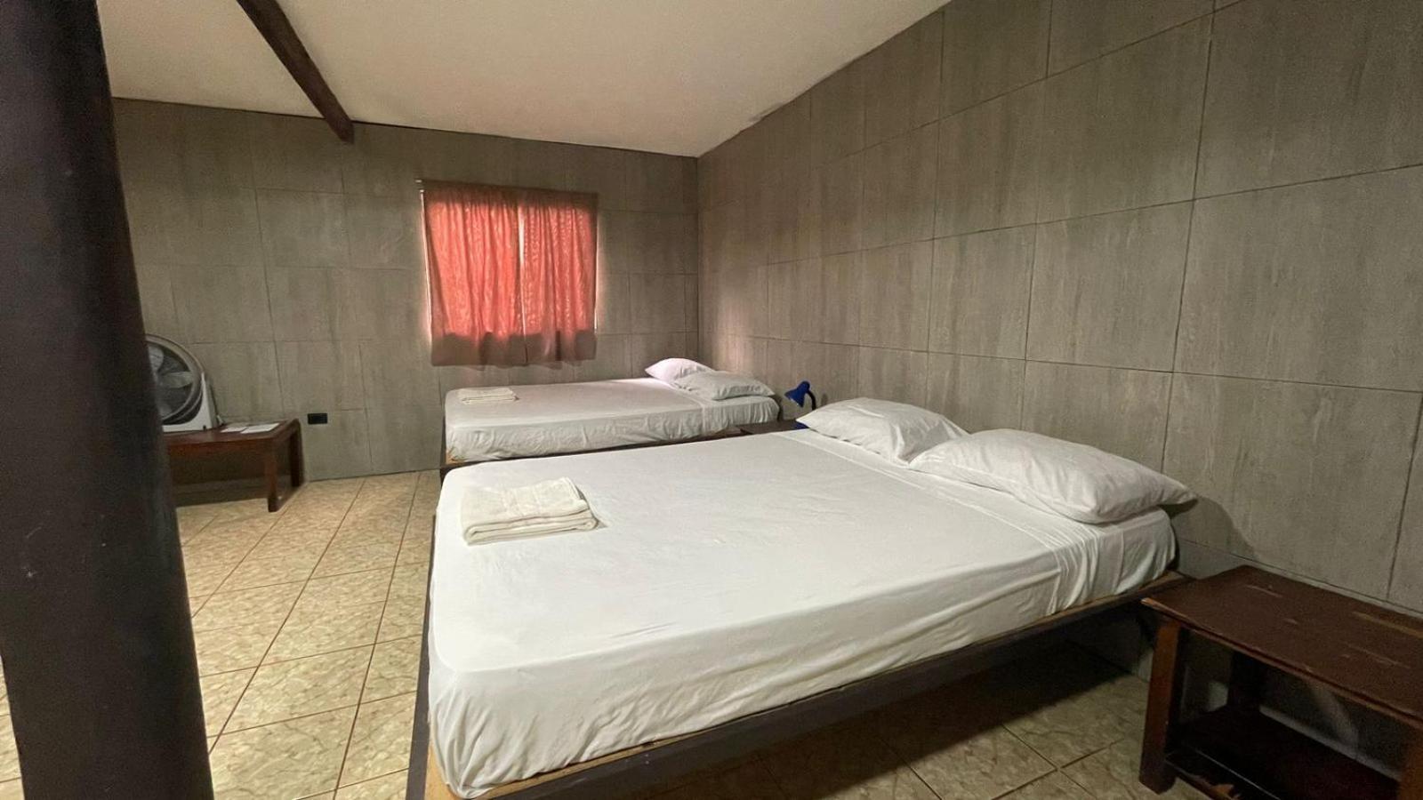 Be My Guest Cabinas Puerto Viejo de Talamanca Bagian luar foto