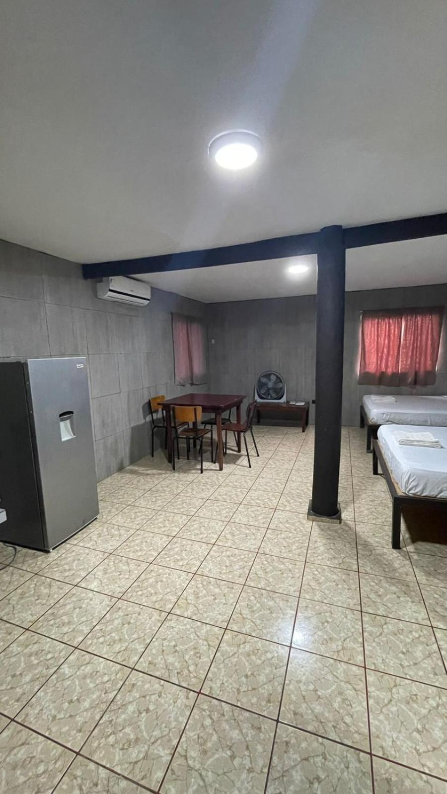 Be My Guest Cabinas Puerto Viejo de Talamanca Bagian luar foto